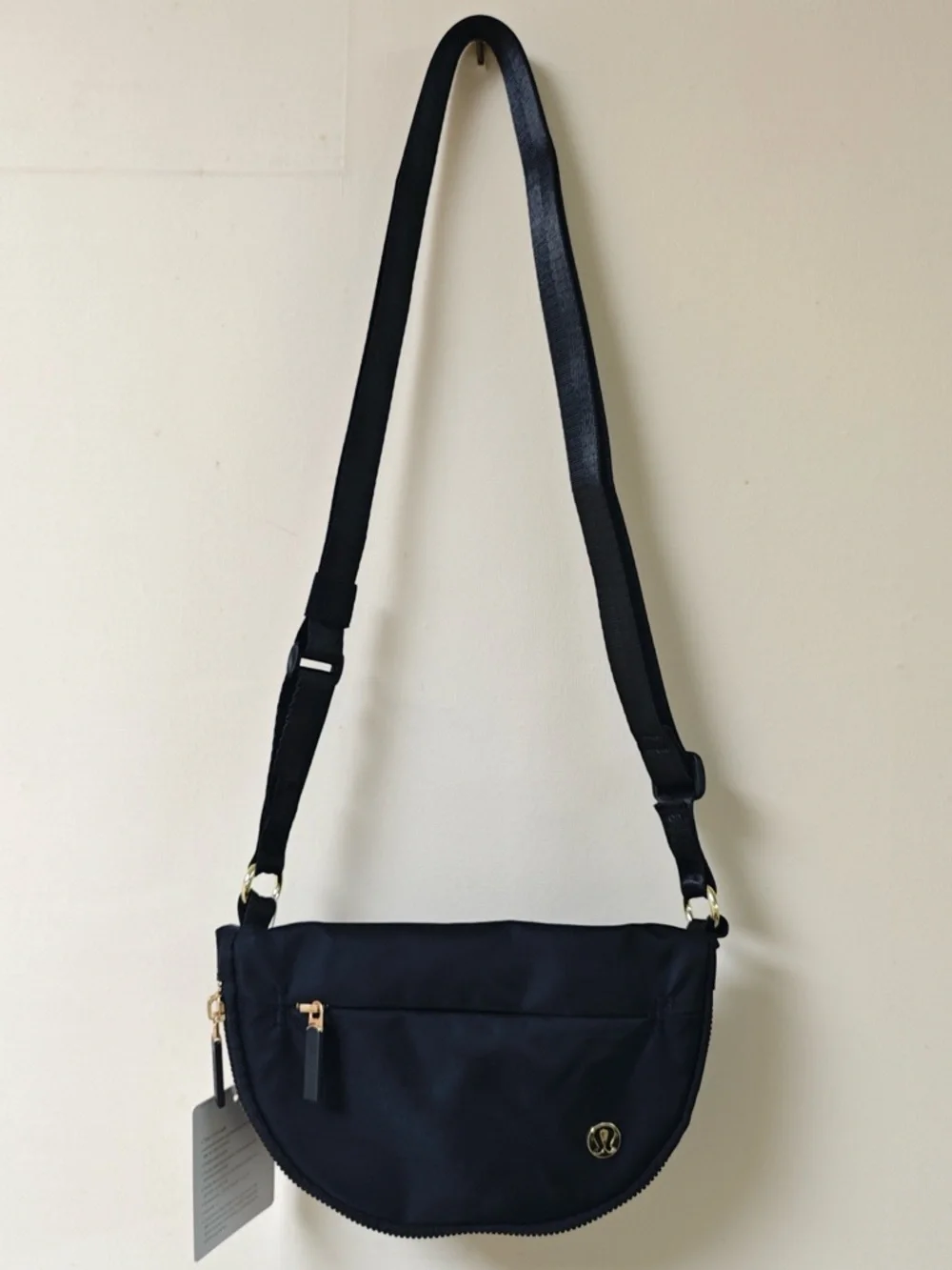 lululemon athletica | Bags | Lululemon Athletica Black Crossbody Bag With Gold Hardware 2l | Poshmark lululemon athletica | Bags | Lululemon Athletica Black Crossbody Bag With Gold Hardware 2l | Poshmark